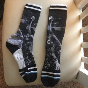 Julius Erving - Dr. J Philadelphia 76ers Stance